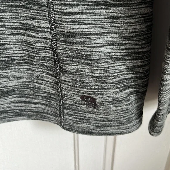 Mountain Hardwear Snowpass Fleece 1/4 Zip - Picture 5 of 8